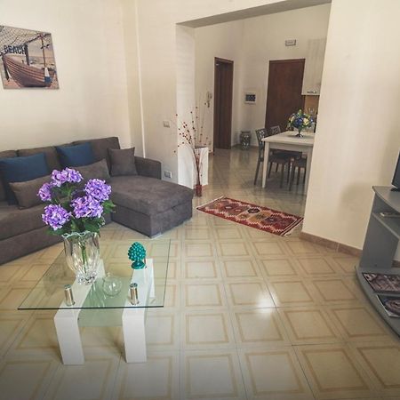 Casa Vacanze Francesca Apartment Мадзара дел Вало Екстериор снимка